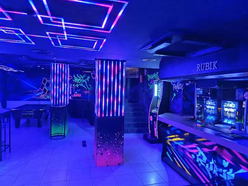 Rubik Pub - Bar en Madrid - foto 2