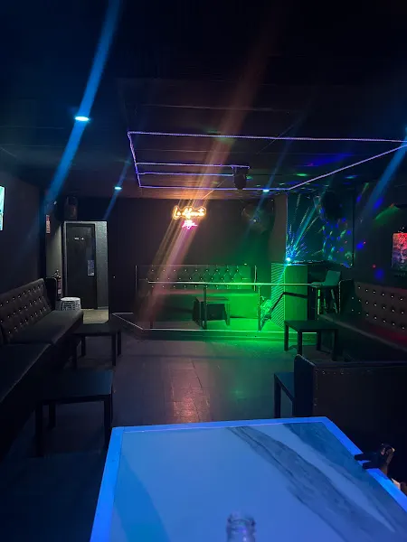 La diferente disco bar - Barcelona
