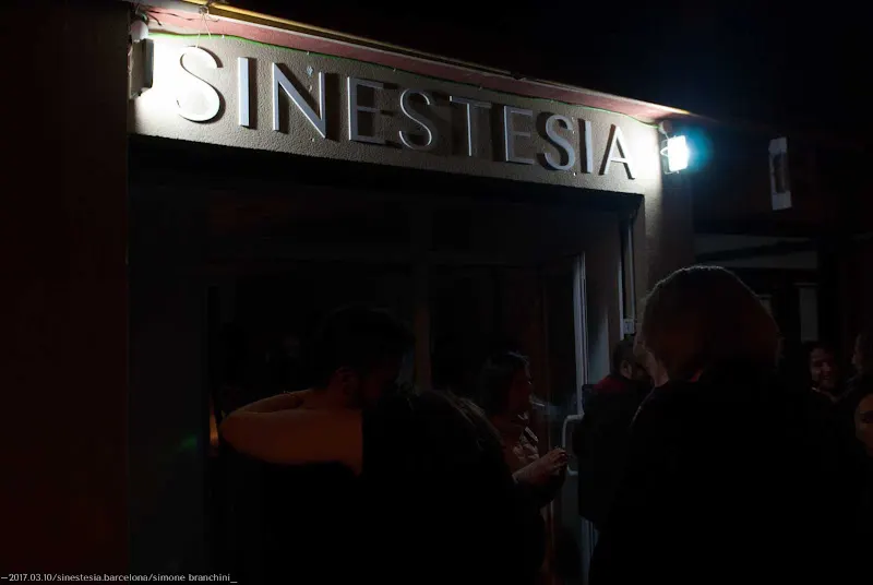 Sinestesia - Bar con música en directo en Barcelona - foto 2