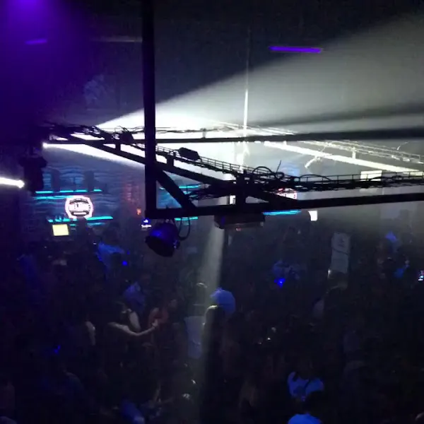 Canela Dance Club - Discoteca en Barcelona - foto 2