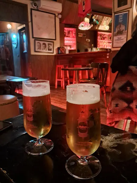 Monterey Pub