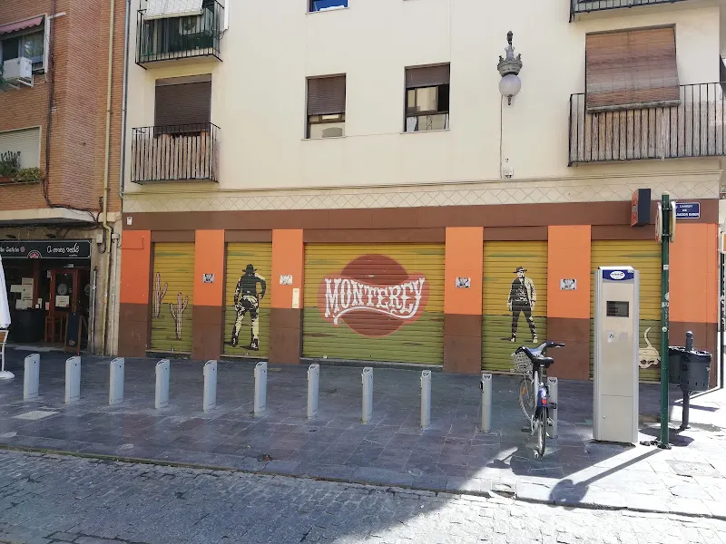 Monterey Pub - Pub en Valencia - foto 2