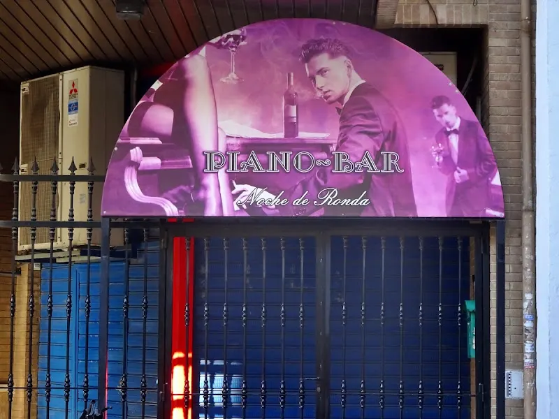 Noche de Ronda Karaoke - Club nocturno en Valencia