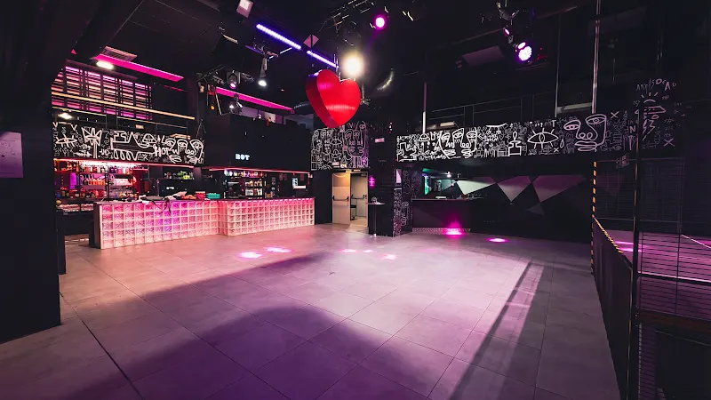 TEATRO HOT - Discoteca en Valencia - foto 2