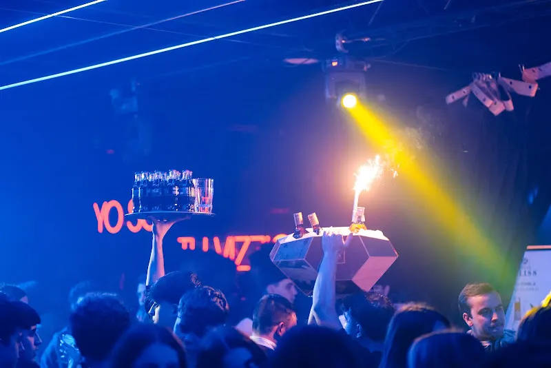 Vizzio Club Sevilla - Discoteca en Sevilla - foto 2