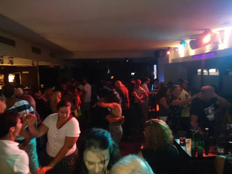 Bottom Club - Discoteca en Sevilla - foto 3