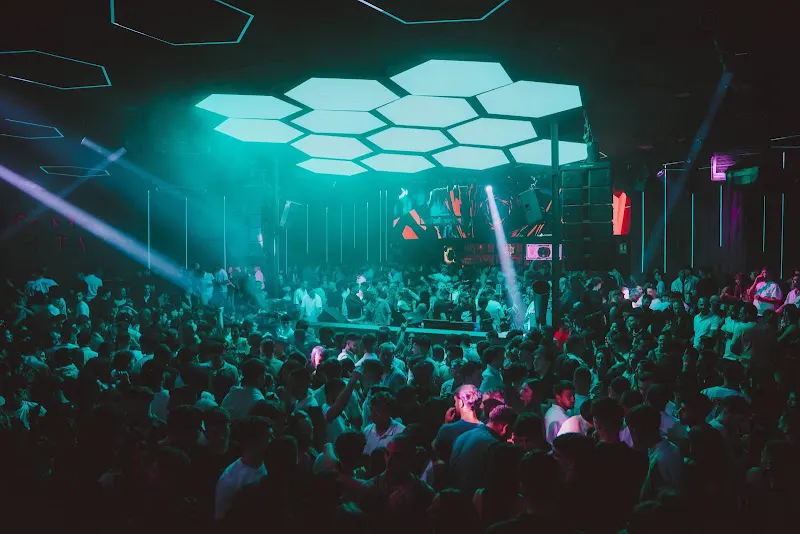 Santa Rita Málaga - Discoteca en Málaga - foto 2