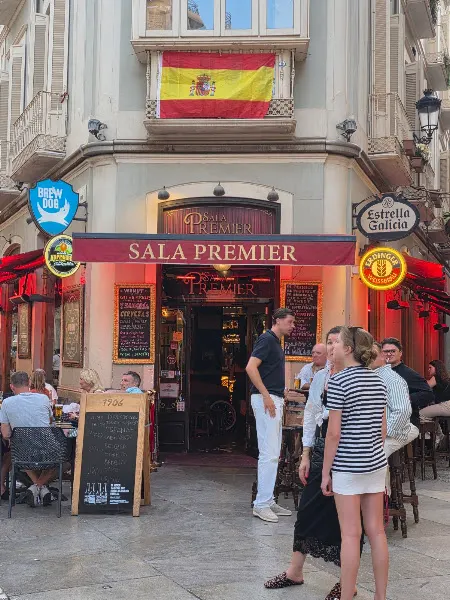 Sala Premier Centro - Pub en Málaga - foto 3