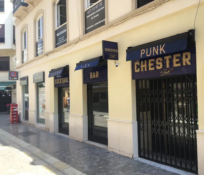 Chester & Punk · Cocktail Bar Málaga - Málaga