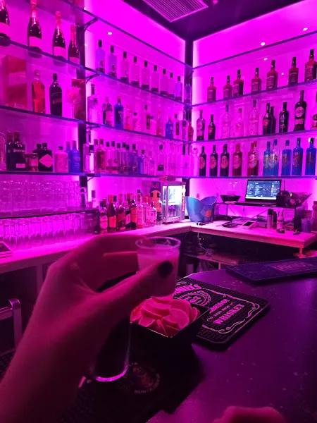 Naky club - Pub en Málaga - foto 2