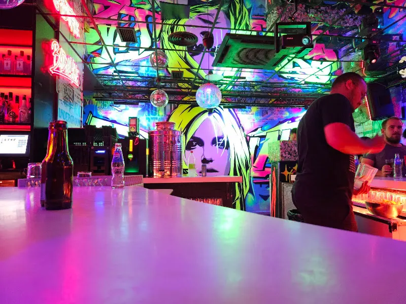 BadulaKe Bar Murcia - Pub en Murcia - foto 2