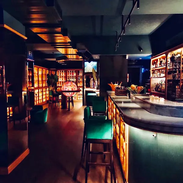 Sumerian Club - Coctelería en Bilbao - foto 2