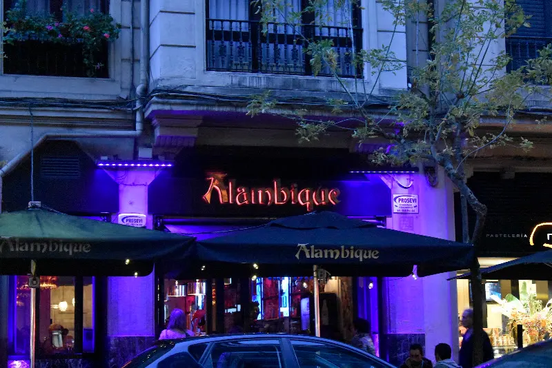 Pub El Alambique - Pub en Bilbao - foto 2