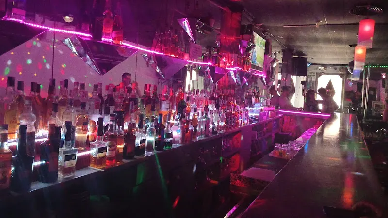 Disco Bar Rico Pa´ Rico - Bar en Alicante - foto 2