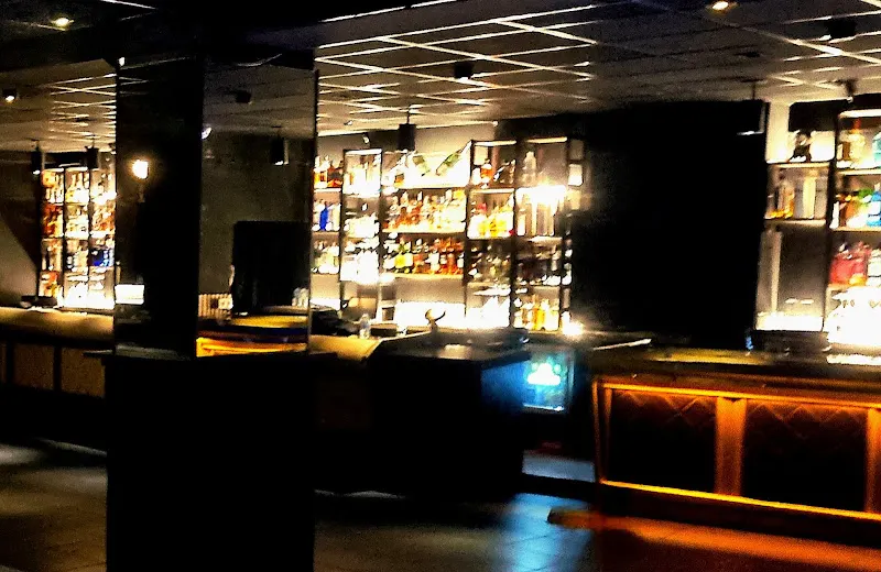 SUPERSONIC - Bar en Vigo - foto 2