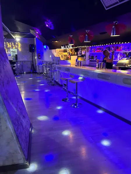 Discopub Dluxe local de Baile