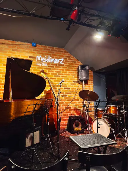 Meidinerz Jazz Club - Club nocturno en Gijón - foto 2