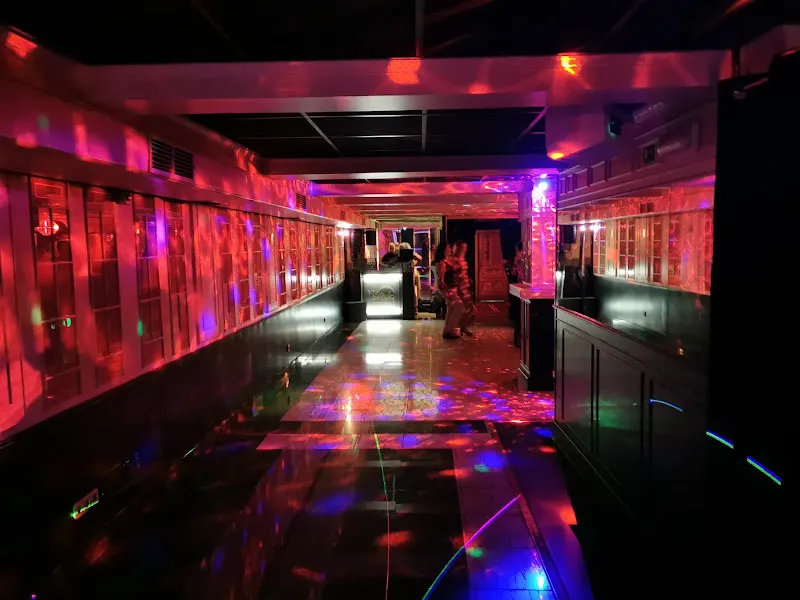 La Cúpula - Club nocturno en A Coruña - foto 2