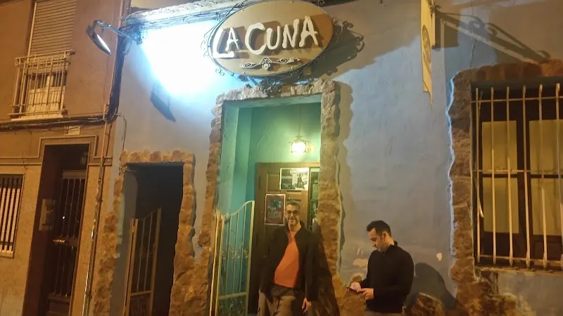 Tetería La Cuna - Bar musical en Elche