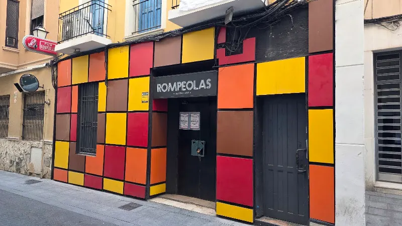 Rompeolas Pub - Pub en Elche - foto 2