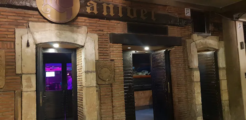 Ganivet Granada - Pub en Granada - foto 3