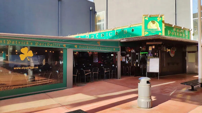 St. Patrick's Parc Vallès - Pub irlandés en Terrassa - foto 2