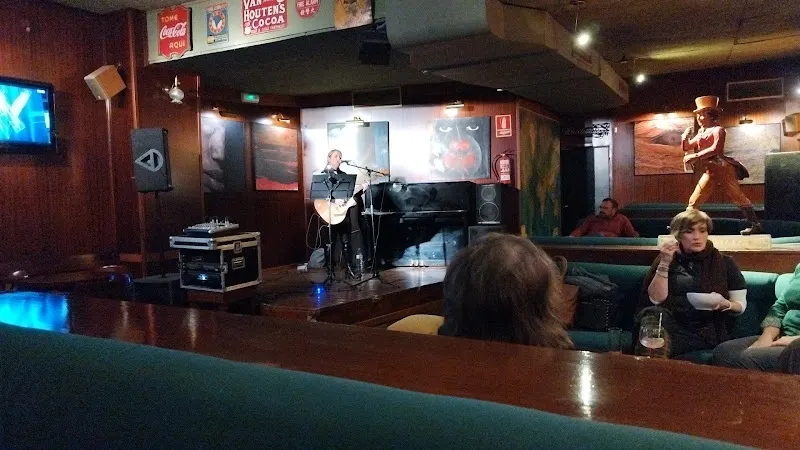 Griffin Pub - Bar musical en Sabadell - foto 2