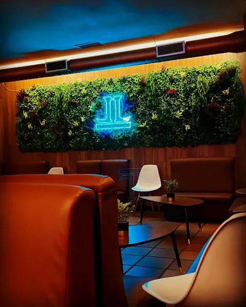 Loyal Lounge