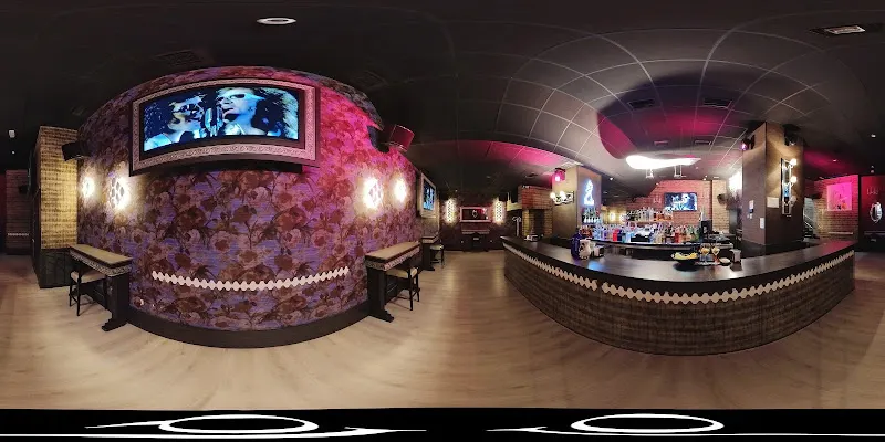 QUO COPAS QVO - Bar en Burgos - foto 2