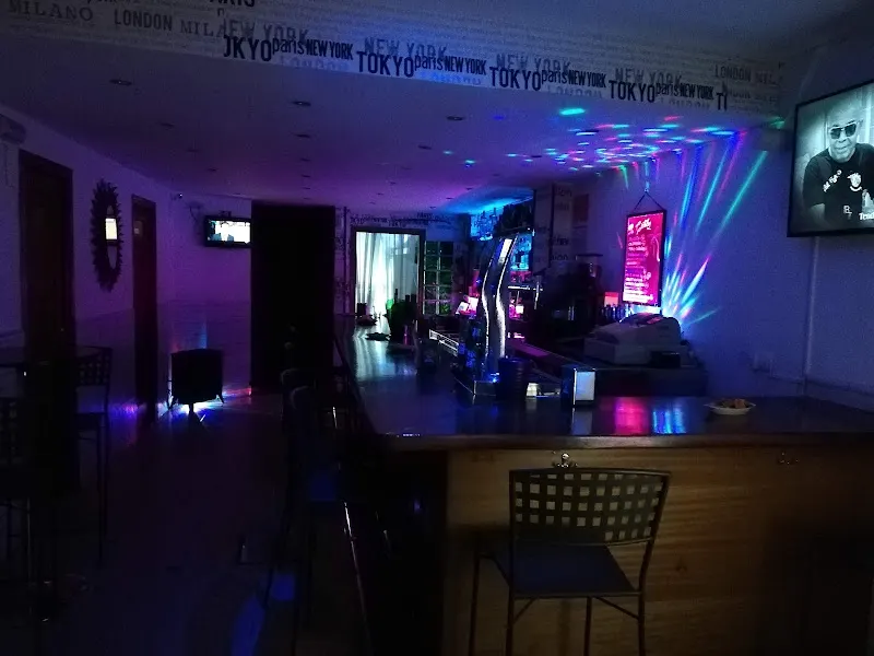El Trópico - Cantabria - Discoteca en Santander - foto 2