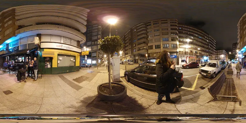 La Zona Tavern - Santander
