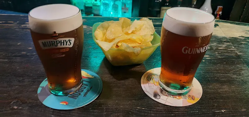 La Zona Tavern - Pub en Santander - foto 2