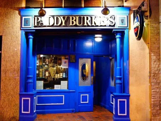 Paddy Burkes - Pub irlandés en Castellón de la Plana - foto 2