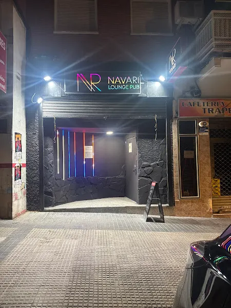 NAVARI DISCOTECA