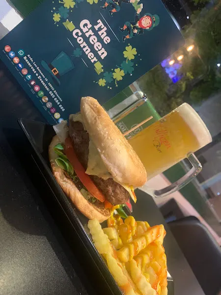 The Green Corner Pub