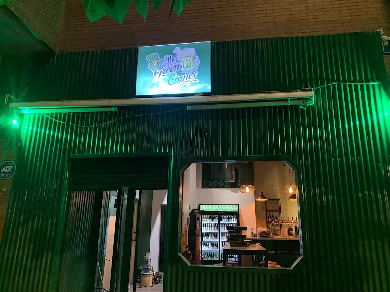 The Green Corner Pub - Bar en Alcorcón - foto 2