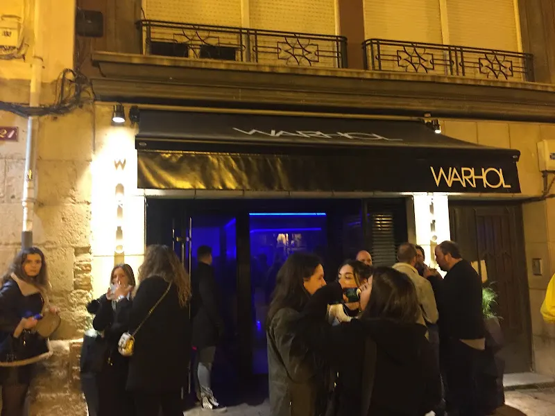WARHOL discobar