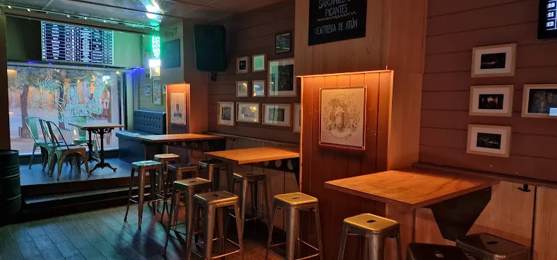 Odeón Mercado Craft beer - Pub en Logroño - foto 2