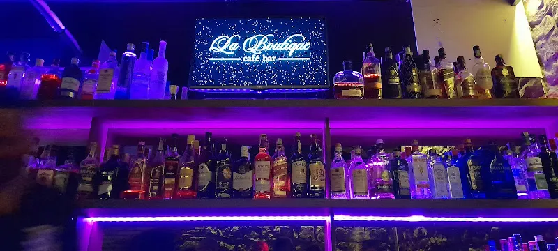 Laboutique Cafe-Bar - Pub en Logroño - foto 2