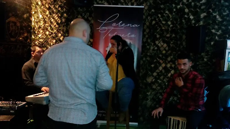 PUB REBÓTICA - Huelva