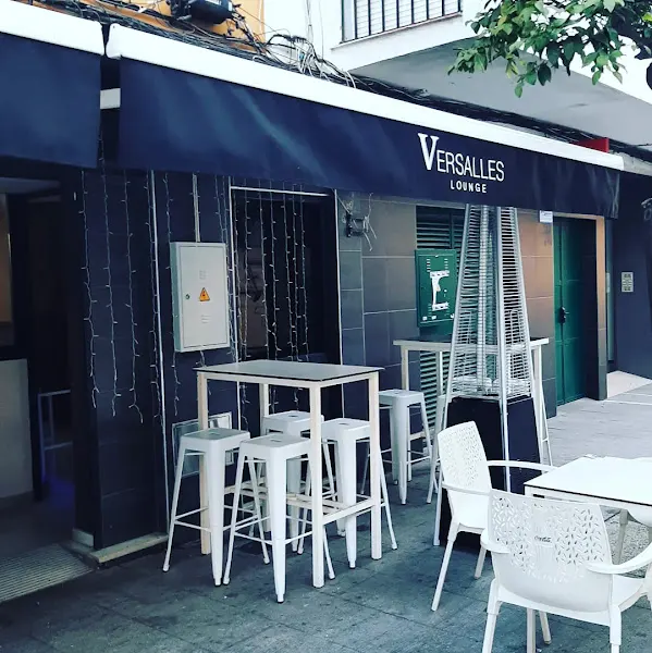 Versalles Lounge - Bar en Dos Hermanas - foto 2