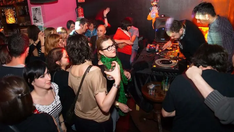 FENIX GROOVE BAR - Tarragona