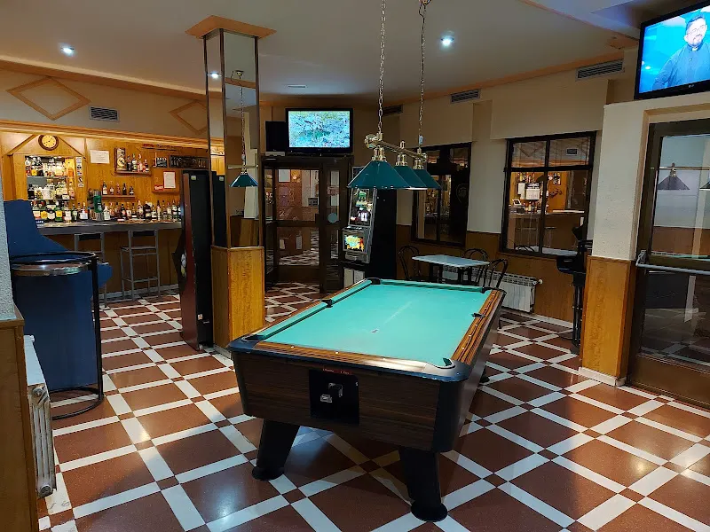 El Que Faltaba Bar De Copas