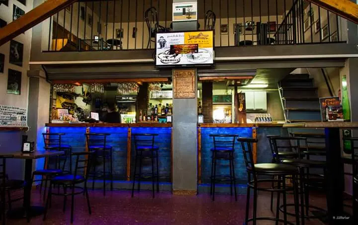 Pub Kiss - Pub en Algeciras - foto 2