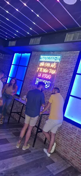 Trafalgar 3 Pub - Pub en Algeciras - foto 3