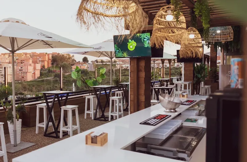 Tifen Cafetería y Copas - Pub en Algeciras - foto 2