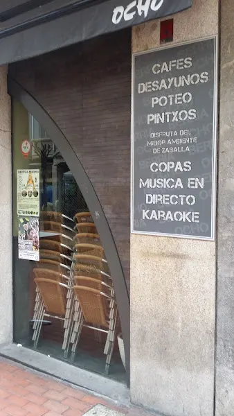 Café pub 8