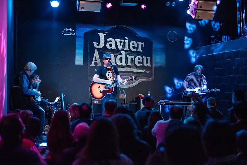 CASSETTE Live Music Club - Sala de conciertos en Las Rozas - foto 2