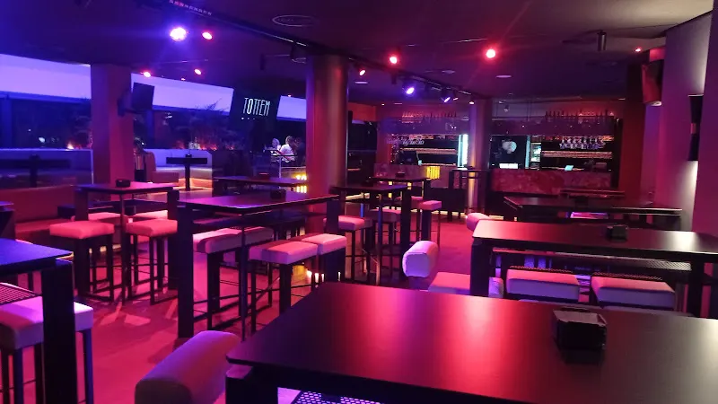 Playa Nuba - Pub en Roquetas de Mar - foto 2