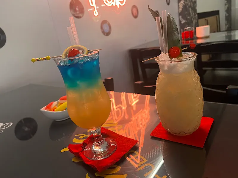 INDIRA Pub